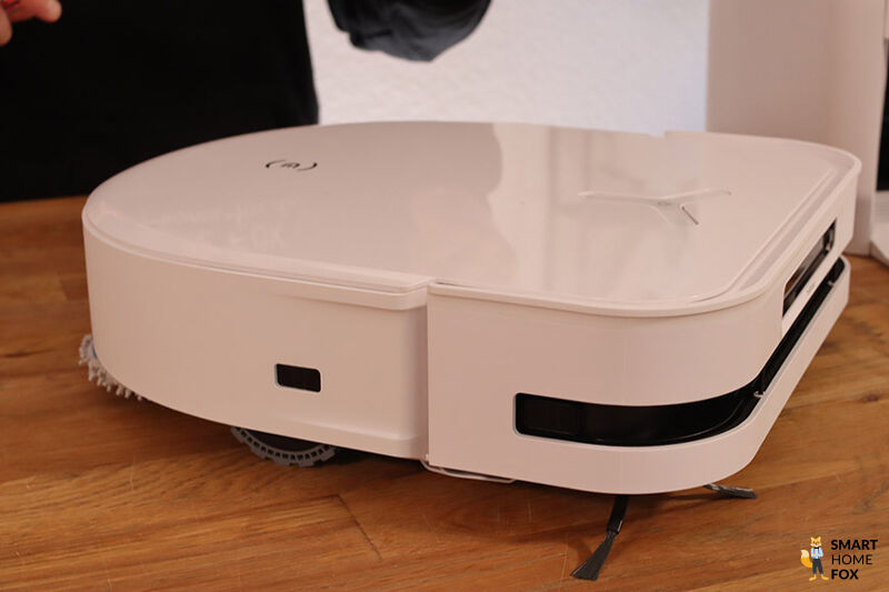 Die Seitenbürste des ECOVACS DEEBOT X5 OMNI ist zu sehen.